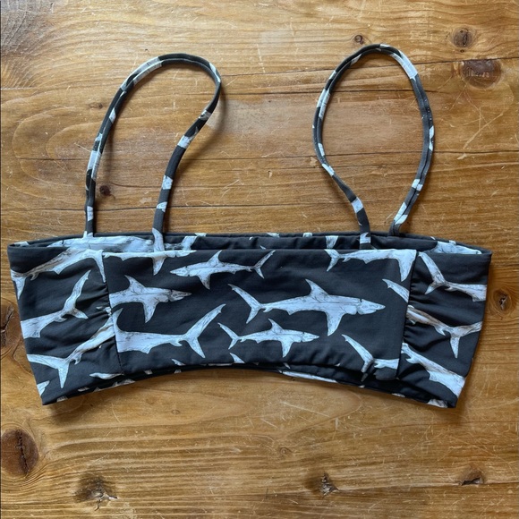 *RARE* Boys + Arrows Heezus Top in Hoodfish - Picture 2 of 2